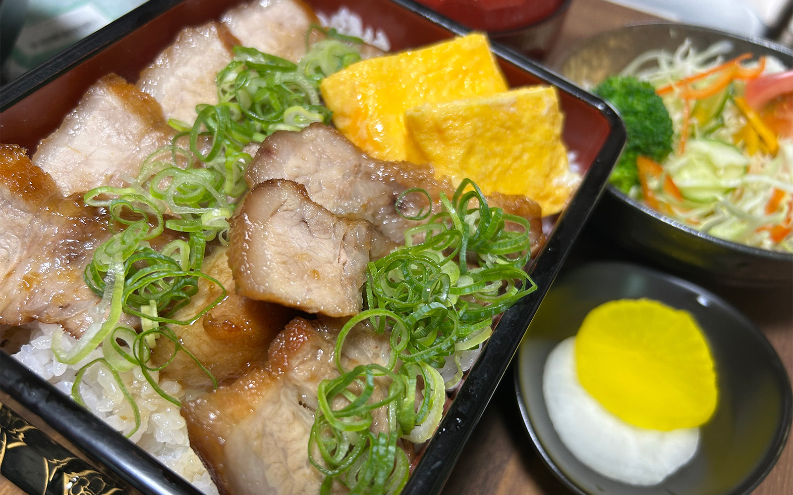 豚の角煮重イメージ